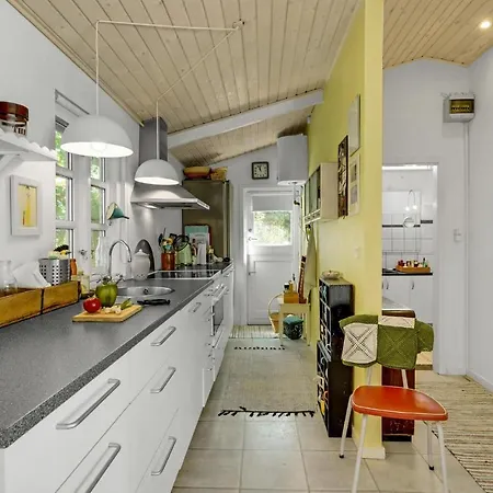 Stunning In With Kitchen